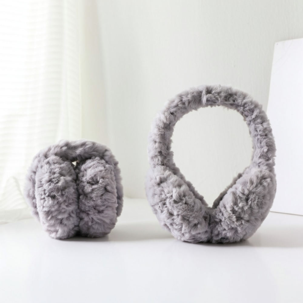 冬用、暖かく柔らかい素材のイヤーマフ。風を防ぎ、保護機能も備 - Cycling Commute Essentials のレビューと価格